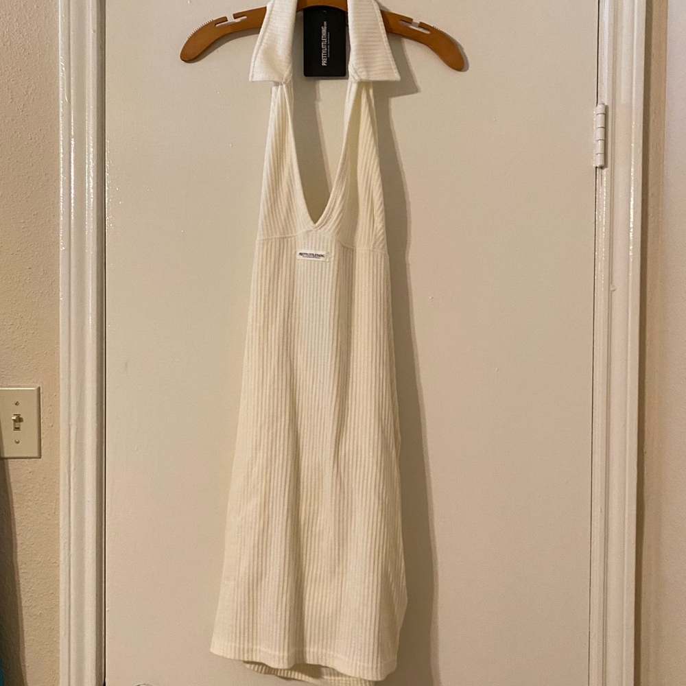 PRETTYLITTLETHING Plus Cream Collared Halterneck Thick Rib Bodycon Dress size 16 - Picture 3 of 5